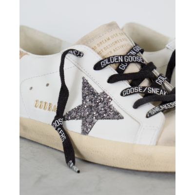 Golden Goose Super Star Sneaker met Glitter Ster en Hiel Wit
